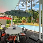 T3 Avec Piscine Chauffee, Golf Et A Proximite - Linge Et Menage Inclus - Fr-1-319-168 בית נופש