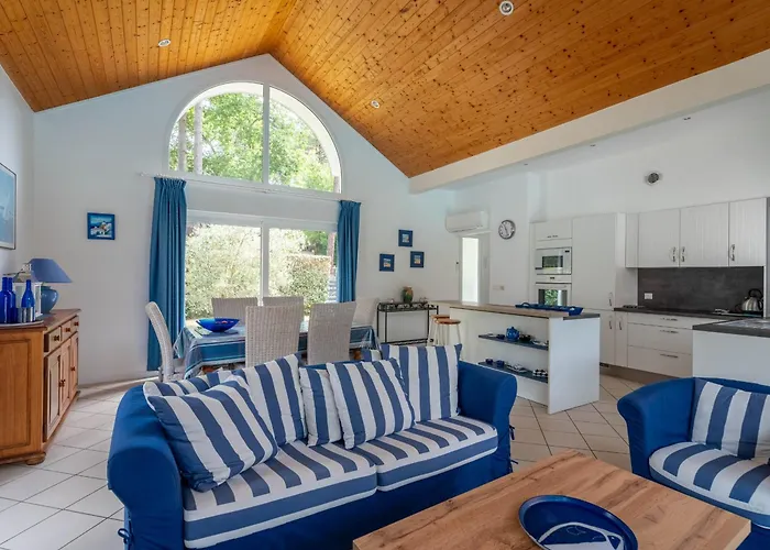 Feriehus T3 Avec Piscine Chauffee, Golf Et A Proximite - Linge Et Menage Inclus - Fr-1-319-168 *